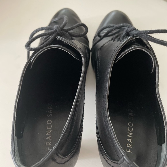 Franco Sarto Black Oxford Heels - Picture 11 of 13